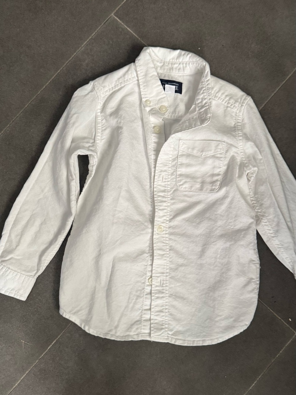 White Long-Sleeve Button-Down Shirt for Men - Classic Oxford Style
